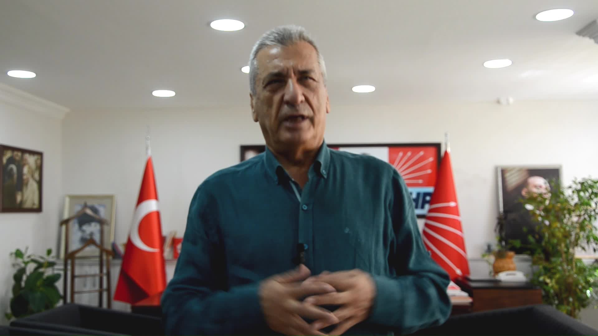 CHP’li Öztürkmen, Şehitkamil Belediye Başkanı Umut Yılmaz hakkında ''şaibeli lüks araç'' iddiası