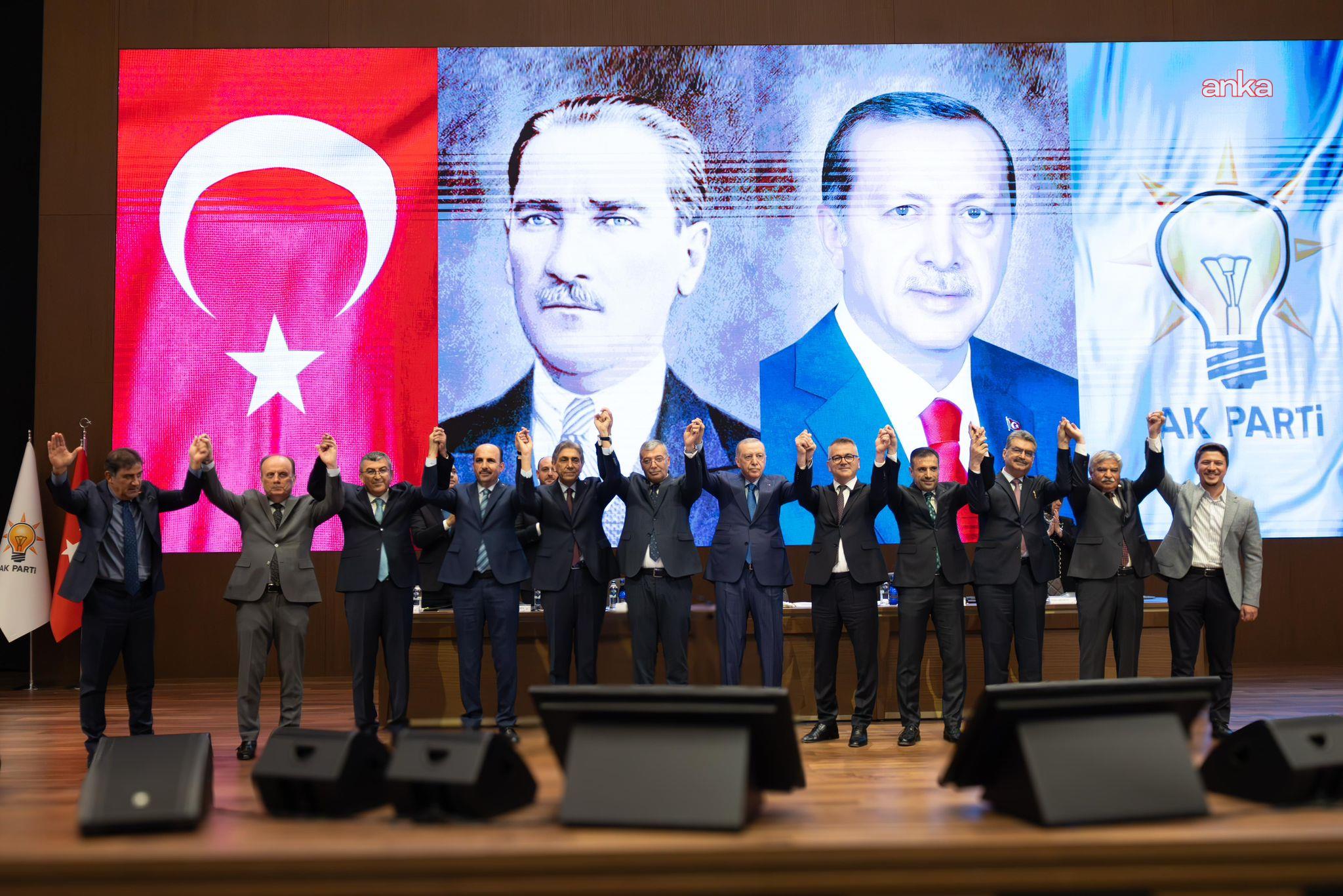 Seydişehir Belediye Başkanı Ustaoğlu ve Emirgazi Belediye Başkanı Mertcan, AK Parti'ye katıldı