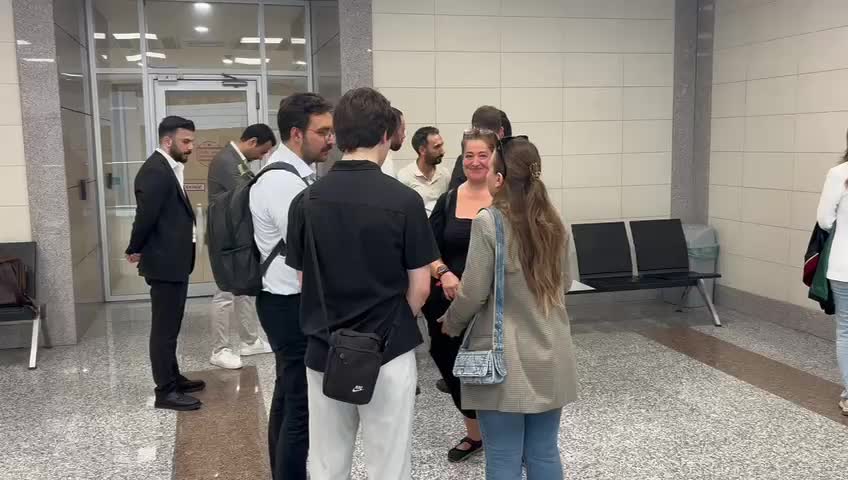 İmamoğlu'nun X hesabının engellenmesine tepki gösteren avukat yargılandı