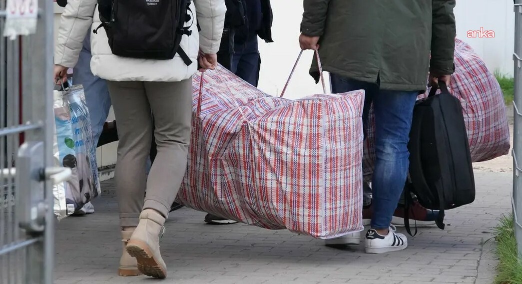 Almanya’da Entegrasyon bakanlığı, geri gönderme kararını son anda durdurdu
