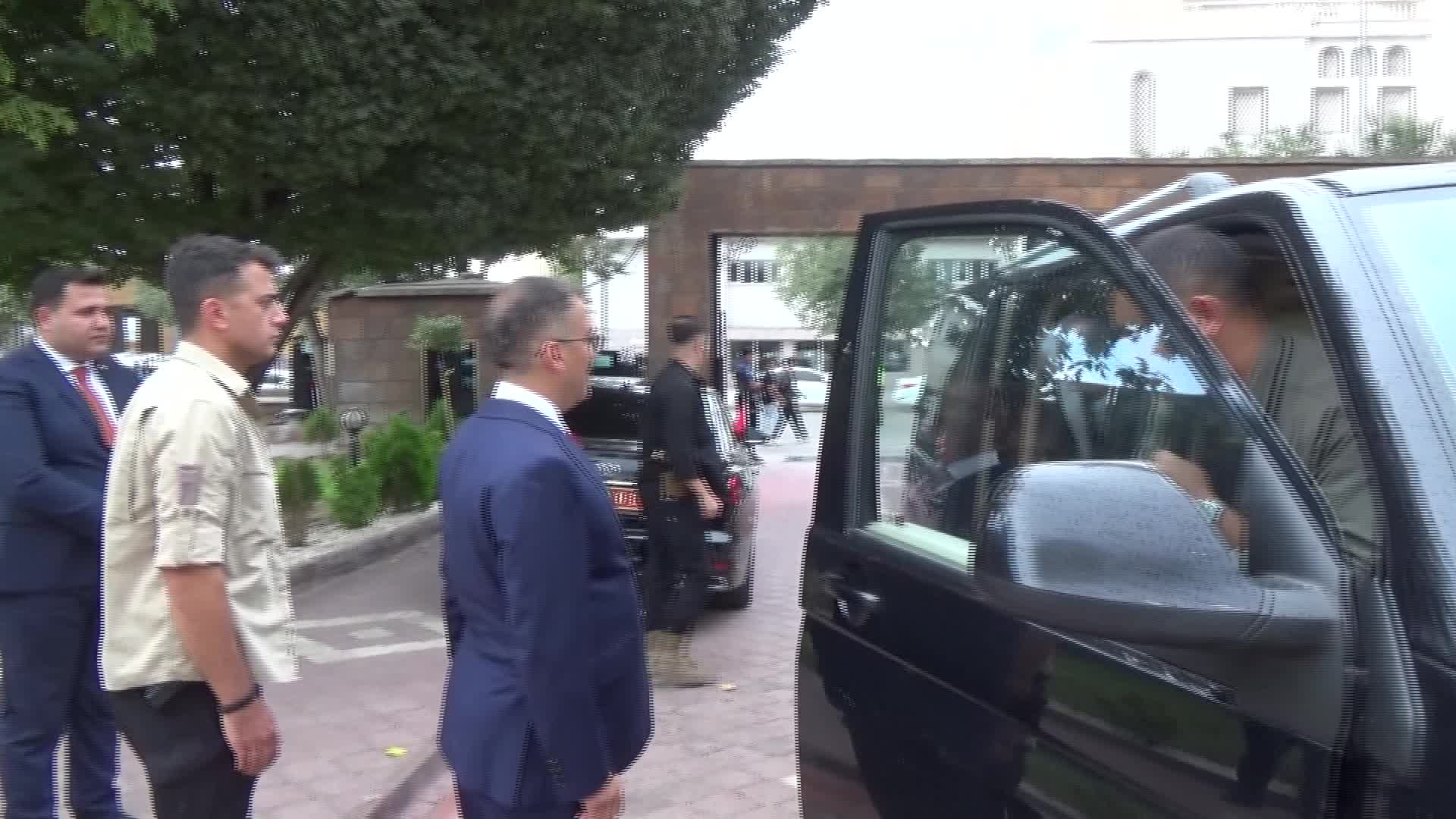 Büyükelçi Serdar Kılıç, Ermenistan'a gitti
