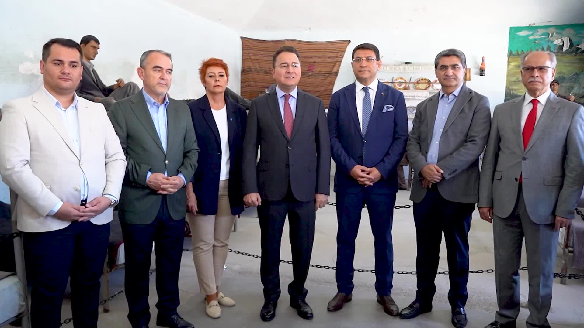 Ali Babacan'dan 12 Eylül açıklaması: "Hukuk ihlallerini iyi bileceğiz ki yarınların Türkiye’sinde benzer ihlallere izin vermeyelim"