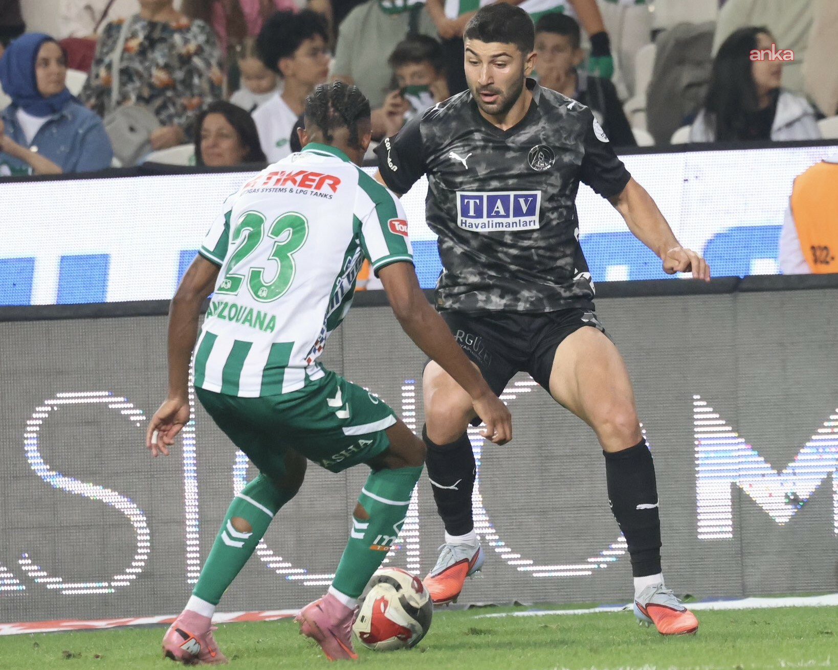 Konyaspor sahasında Alanyaspor’a 2-1 yenildi