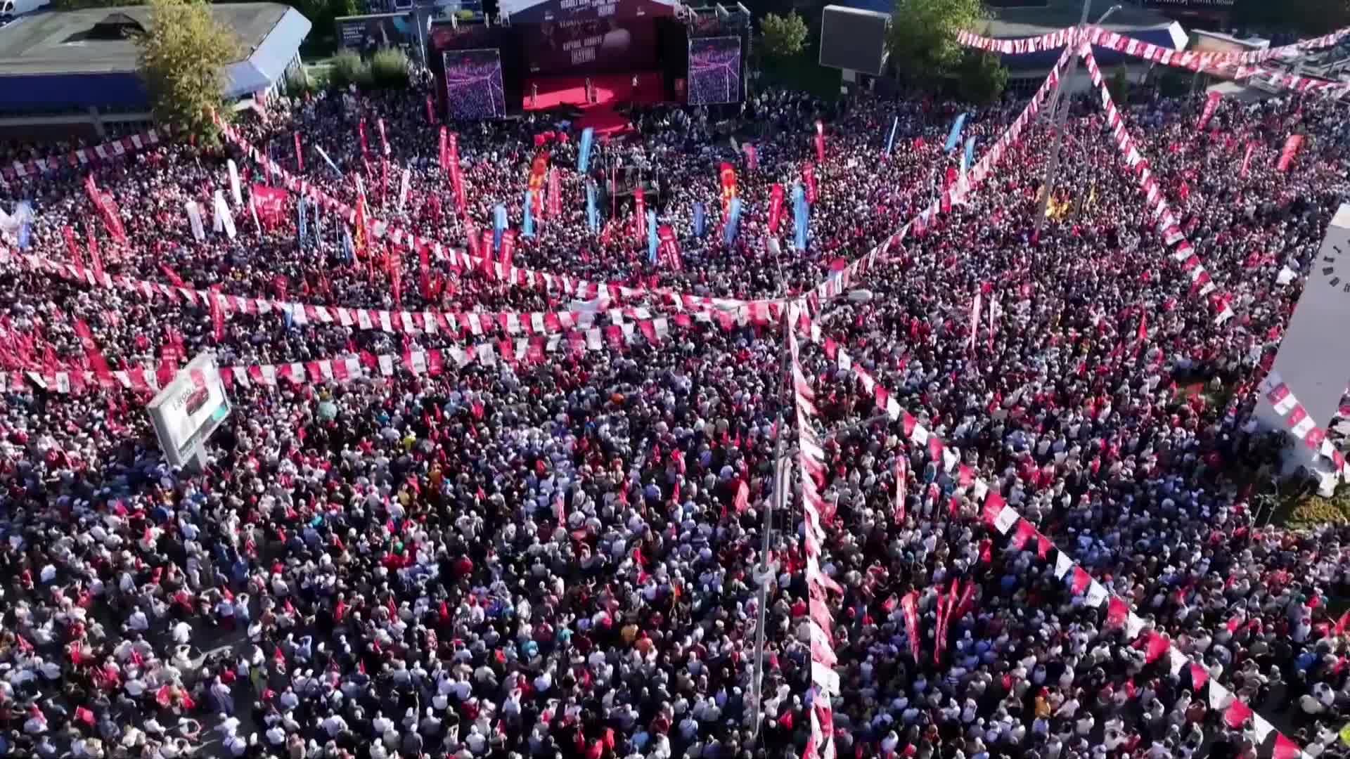 CHP'nin Ankara Mitingi...  Mansur Yavaş:  "Erken zamanda yapılacak seçimde, hem Meclis'te muhalefet çoğunluğu sağlayacak hem de inşallah herkesin adaletinden güven duyduğu güzel günlere ulaşacağız”