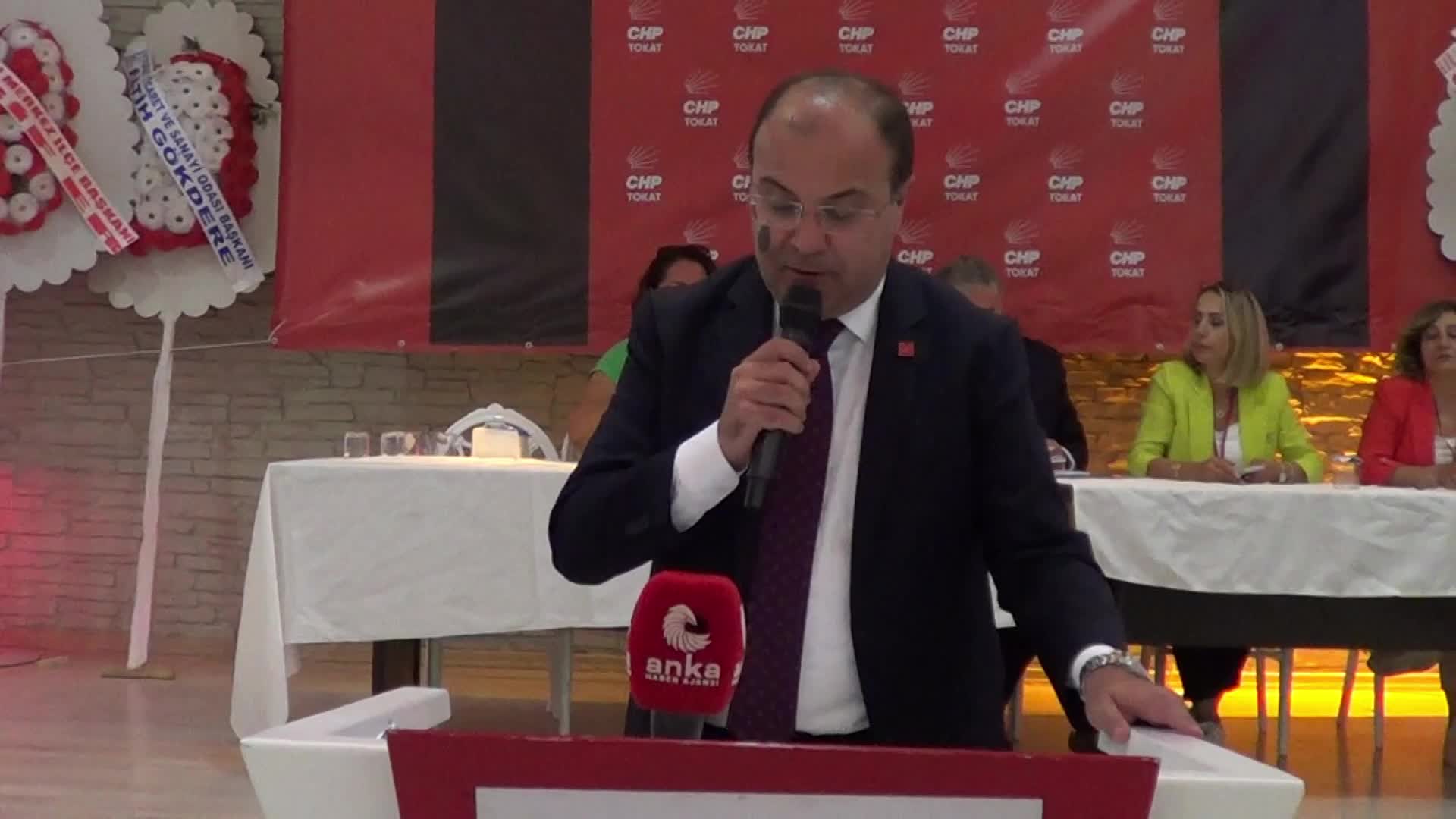 CHP Tokat Merkez İlçe Kongresi'nde Aytekin Ayan güven tazeledi