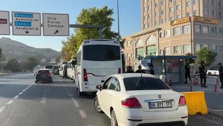 CHP kurultayının iptali davası öncesi Dışkapı Adliyesi'nde yoğun güvenlik önlemi