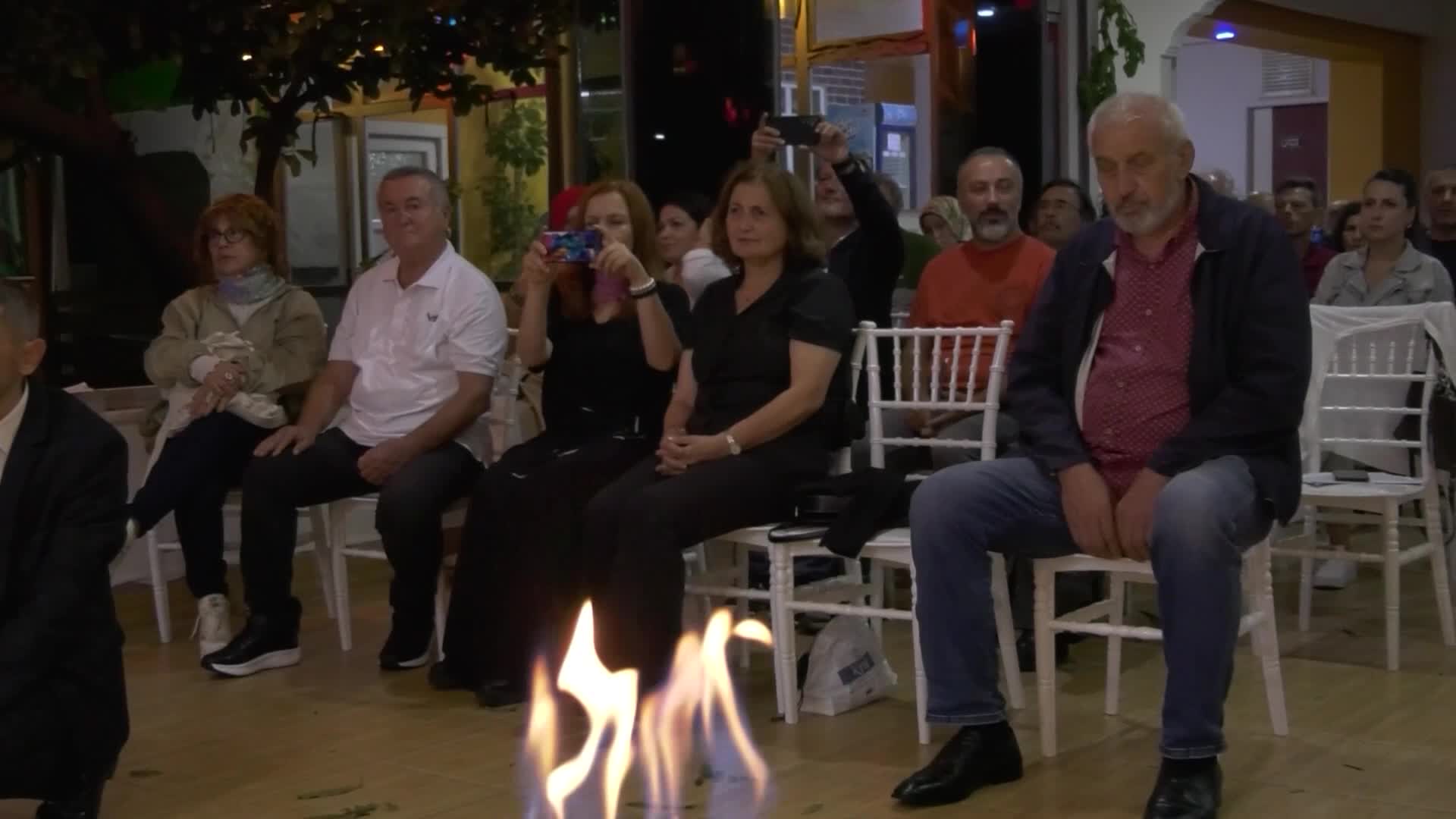 Of’ta türküler ve şiirlerle kültür şöleni... Trabzonlu şairler Of Folklor Derneği’nde buluştu