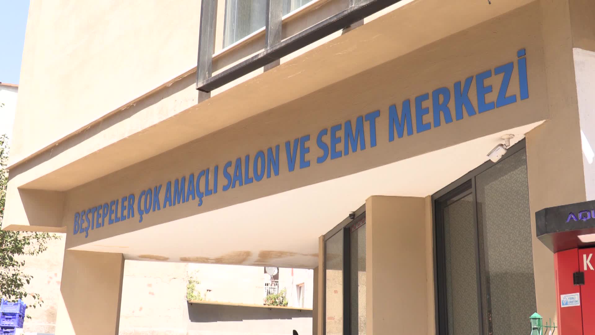 Konak’ta okur-yazar kadınların gurur günü