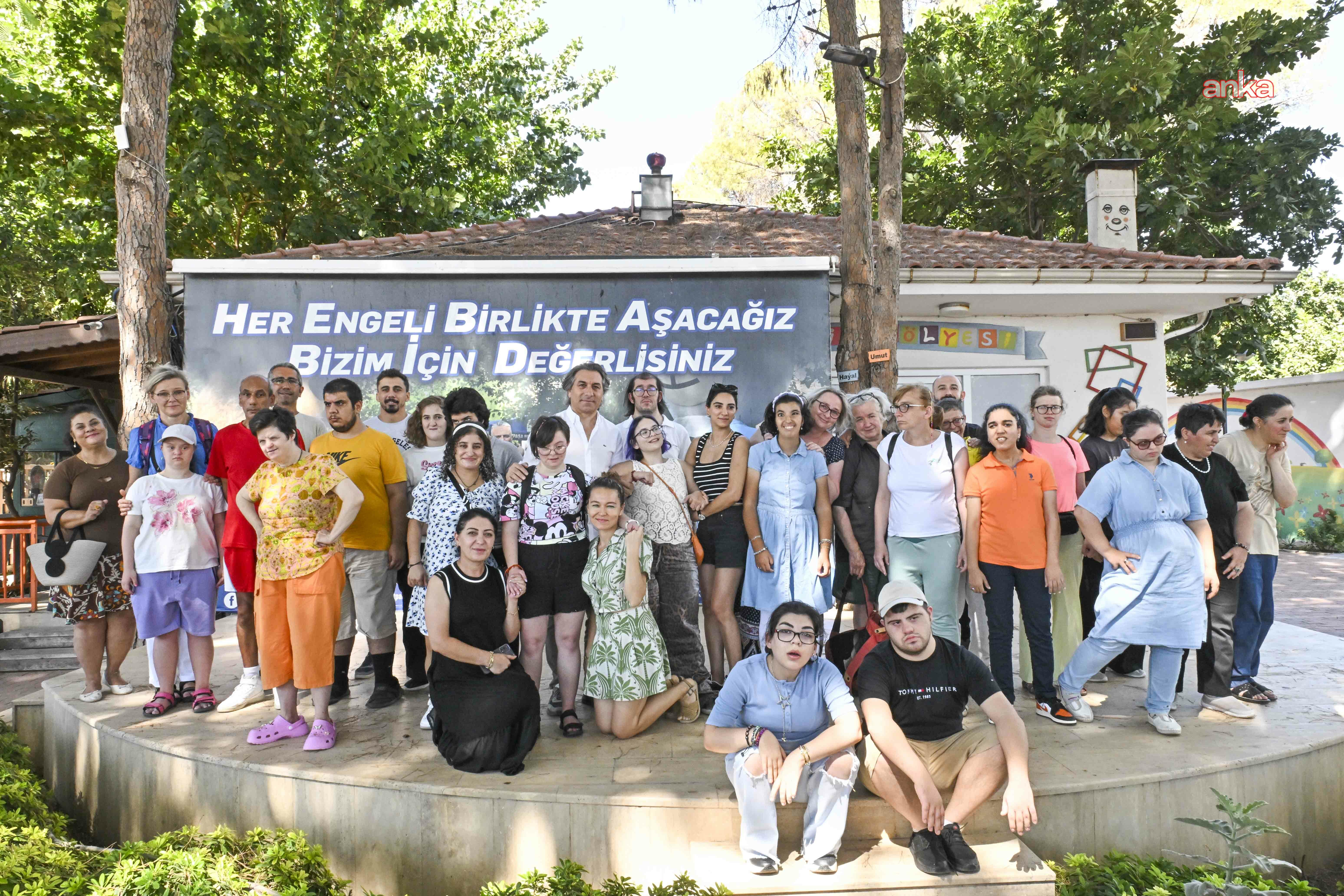 Muratpaşa Belediyesi, Polonyalı konuklarını Engelsiz Kafe'de ağırladı