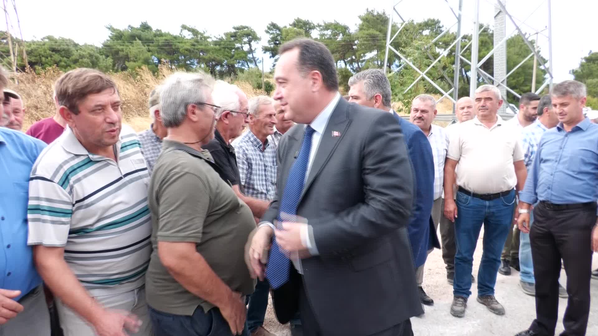 Manisa Büyükşehir Belediye Başkanı Dutlulu, Soma’daki asfalt çalışmalarını yerinde inceledi