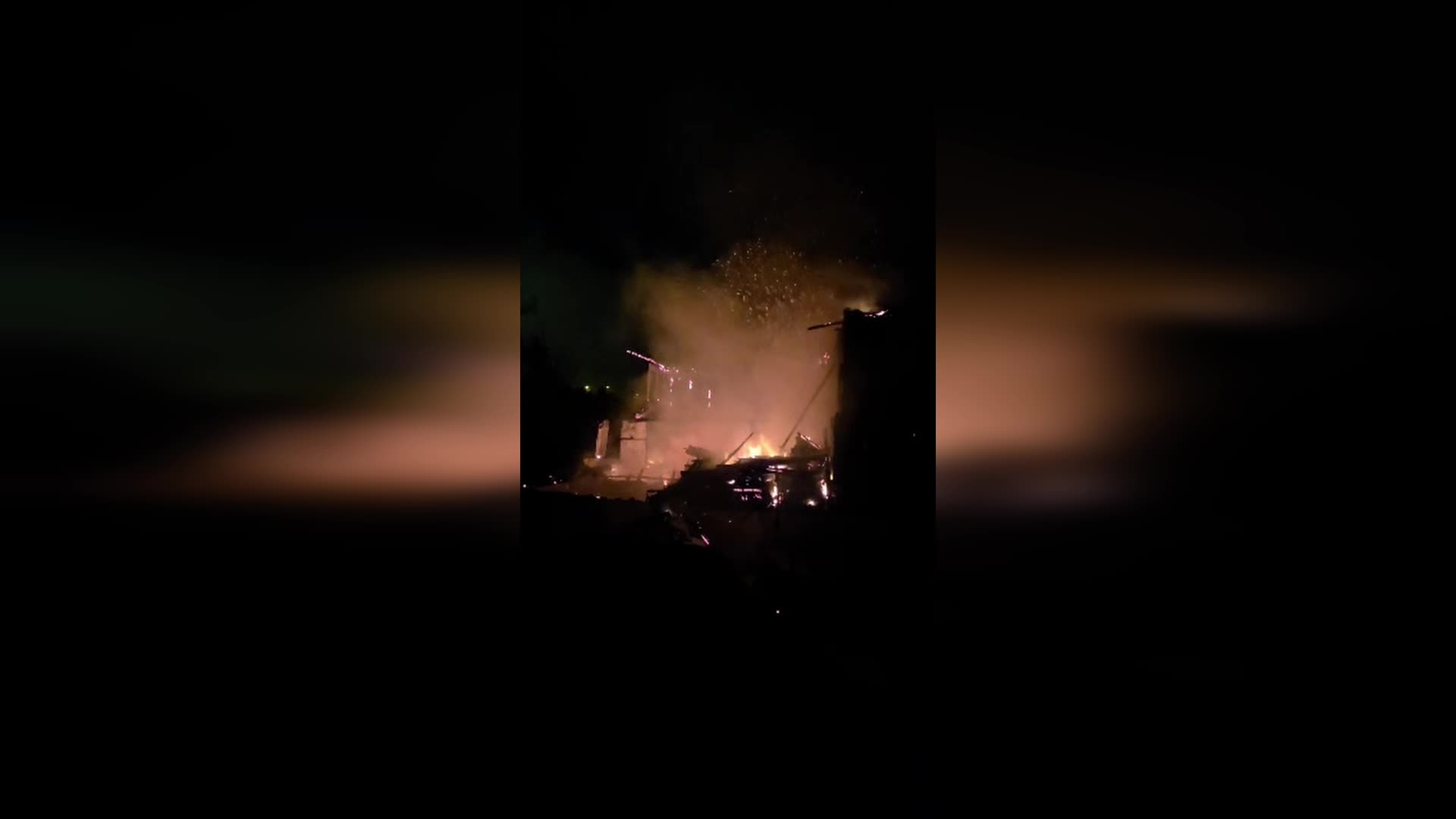 Mudurnu’nun Tarihi Keyvanlar Konağı alevlere teslim oldu