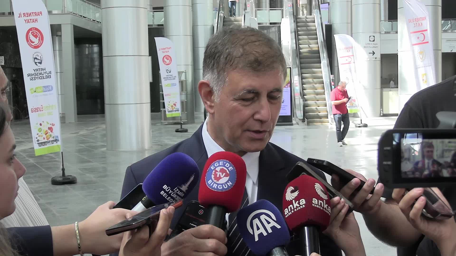 İzmir Büyükşehir Belediye Başkanı Tugay’dan, Uzundere 3. Etap projesi açıklaması: "Kimseye aylık yüksek bedeller ödetilmiyor"