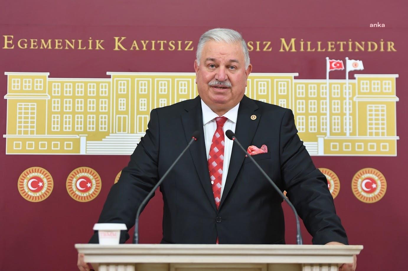 Doğan Bekin'den Bakan Uraloğlu'na: "Her yıl kamu zararına neden olan Zafer Havalimanı’na verilen yolcu garantisinin revize edilmesi çalışmanız var mı?"