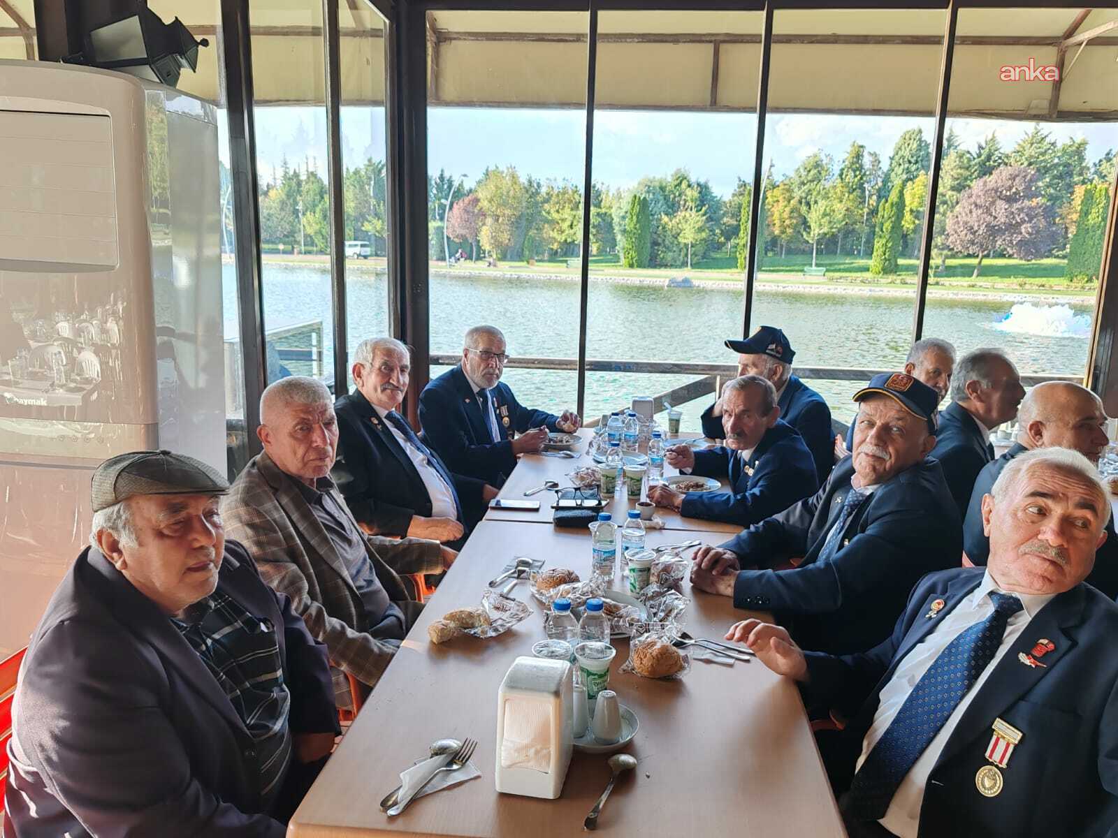 Eskişehir'de gaziler, 19 Eylül şerefine Kent Lokantası'nda bir araya geldi