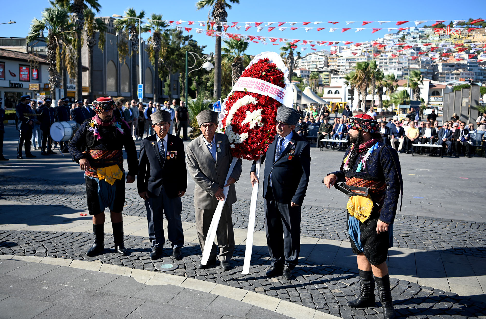 Kuşadası’nda 19 Eylül Gaziler Günü törenle kutlandı