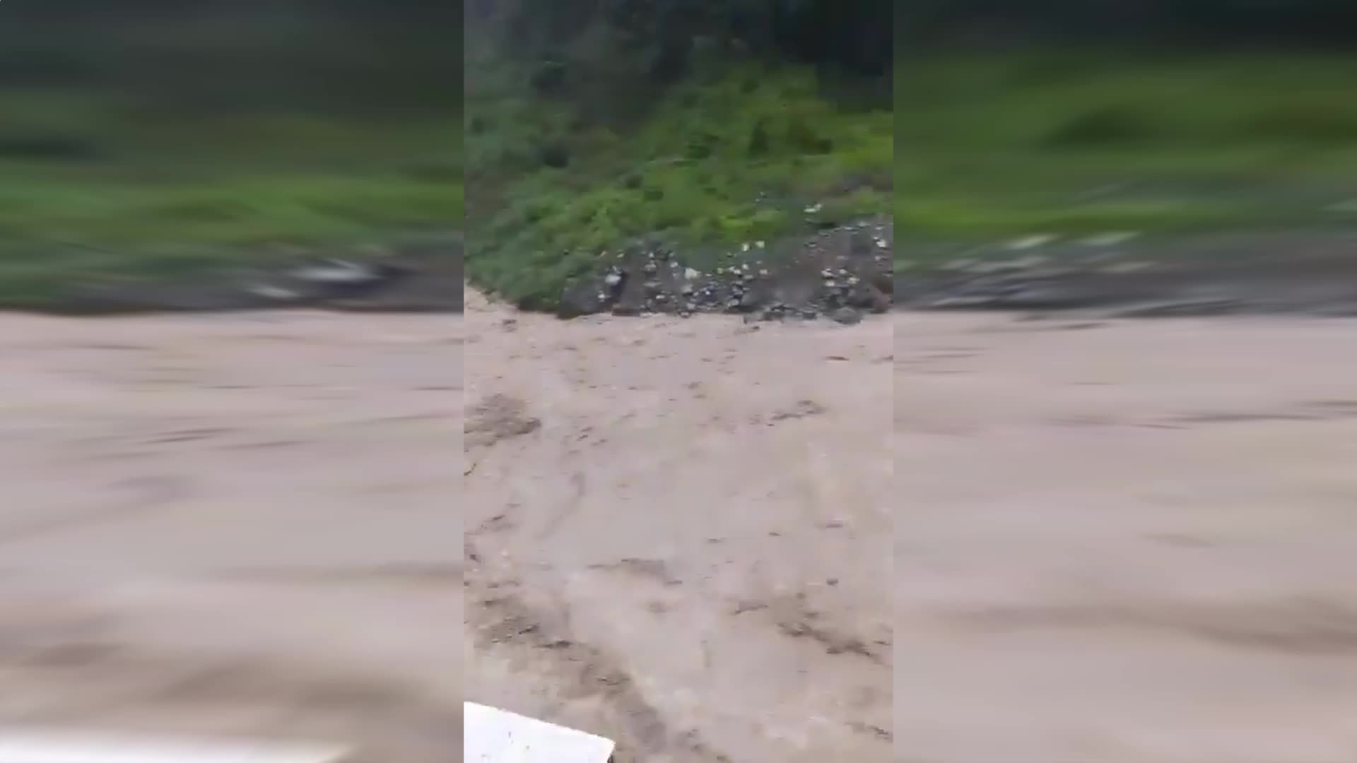 Rize’deki sel felaketi.. CHP'li Karasu: “Birinci derece suçlu rant için dere yatağına yol yapanlar”