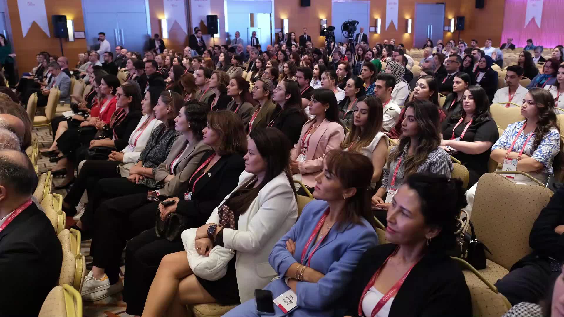 Güven Eğitim ve Sağlık Vakfı'ndan ‘50'nci Yıl Tıp Günü' programı