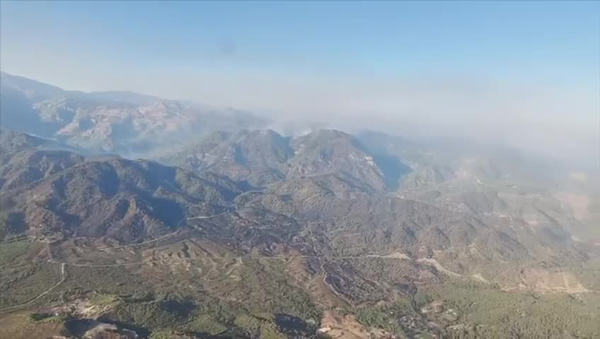 Bakan Yumaklı: Alanya yangını tamamen, Köyceğiz yangını büyük ölçüde kontrol altına alındı
