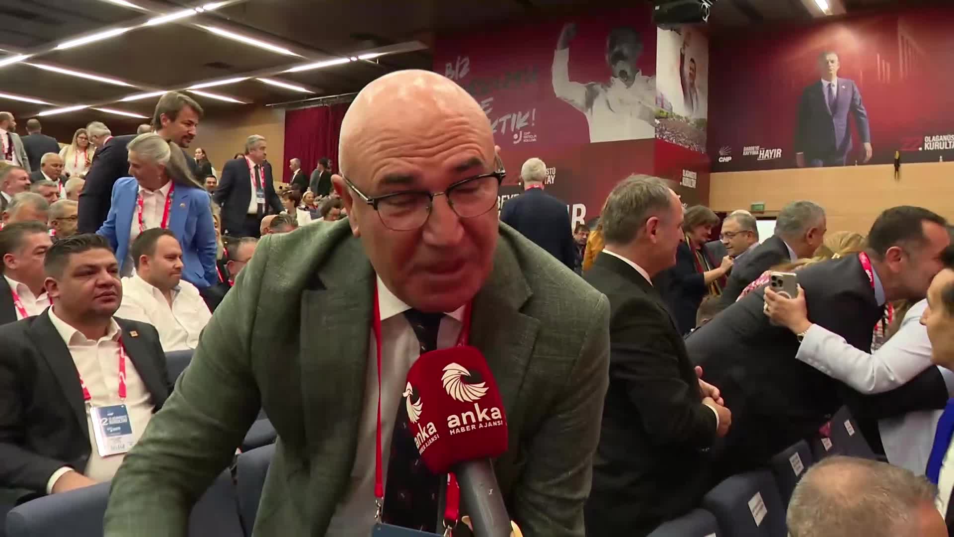CHP'nin 22'nci Olağanüstü Kurultayı… Mahmut Tanal: "Siyasi iktidar, Türkiye'de tek partili hayatı kurmaya çalışıyor, çok partili hayattan uzaklaşıyor"