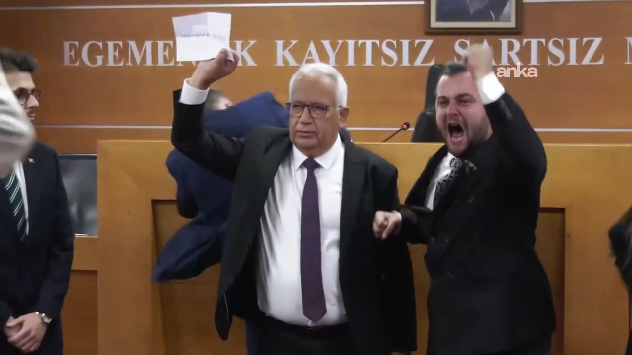 Bayrampaşa Belediyesi “kurayla” CHP’de kaldı: Yeni başkanvekili İbrahim Kahraman oldu