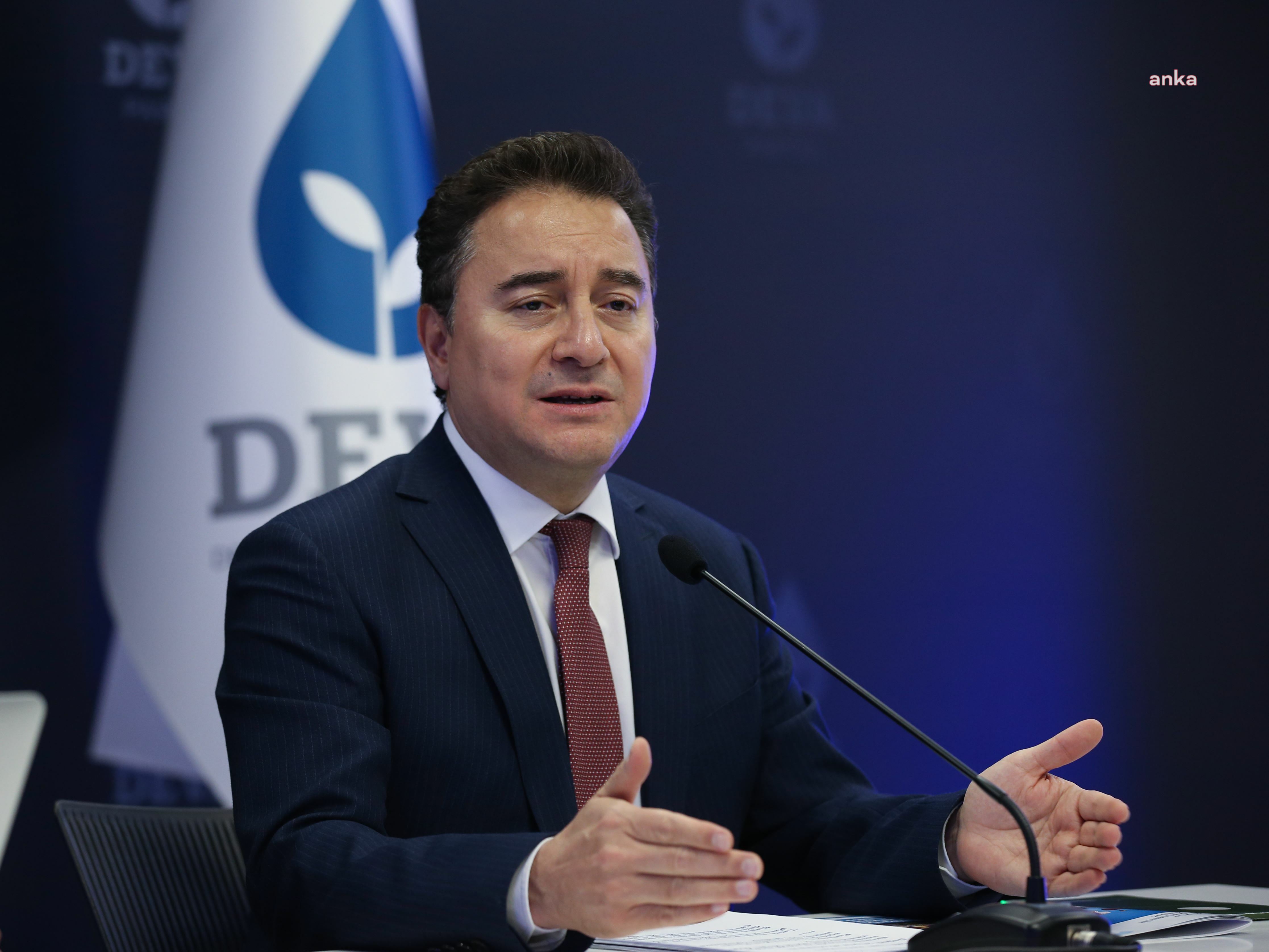 Ali Babacan'dan CHP Genel Başkanlığı'na yeniden seçilen Özgür Özel'e tebrik
