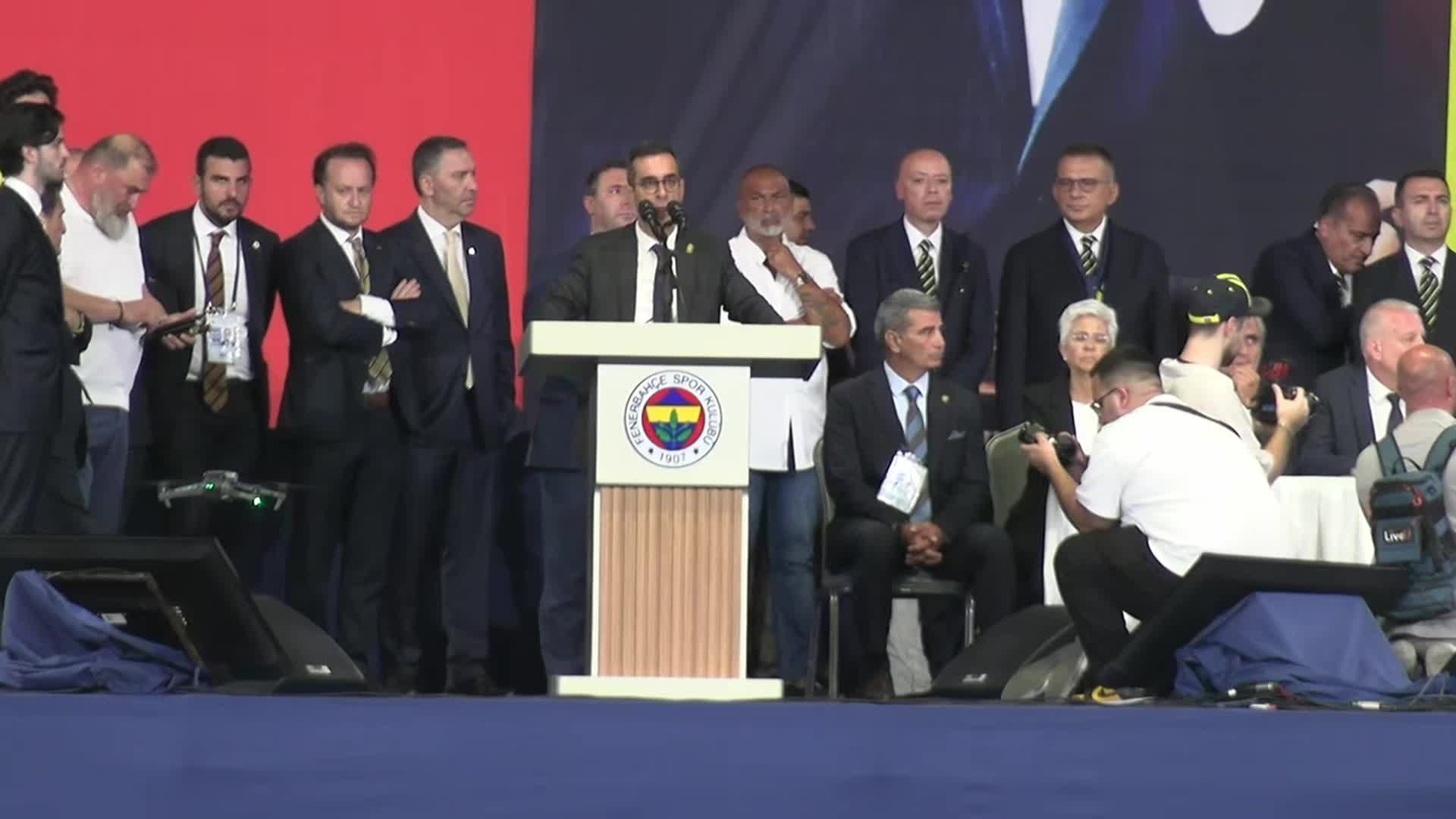 Fenerbahçe Olağanüstü Seçimli Kurulu'nda Başkan seçilen Sadettin Saran: "Şampiyon olana kadar bayram yok, kutlamak yok"