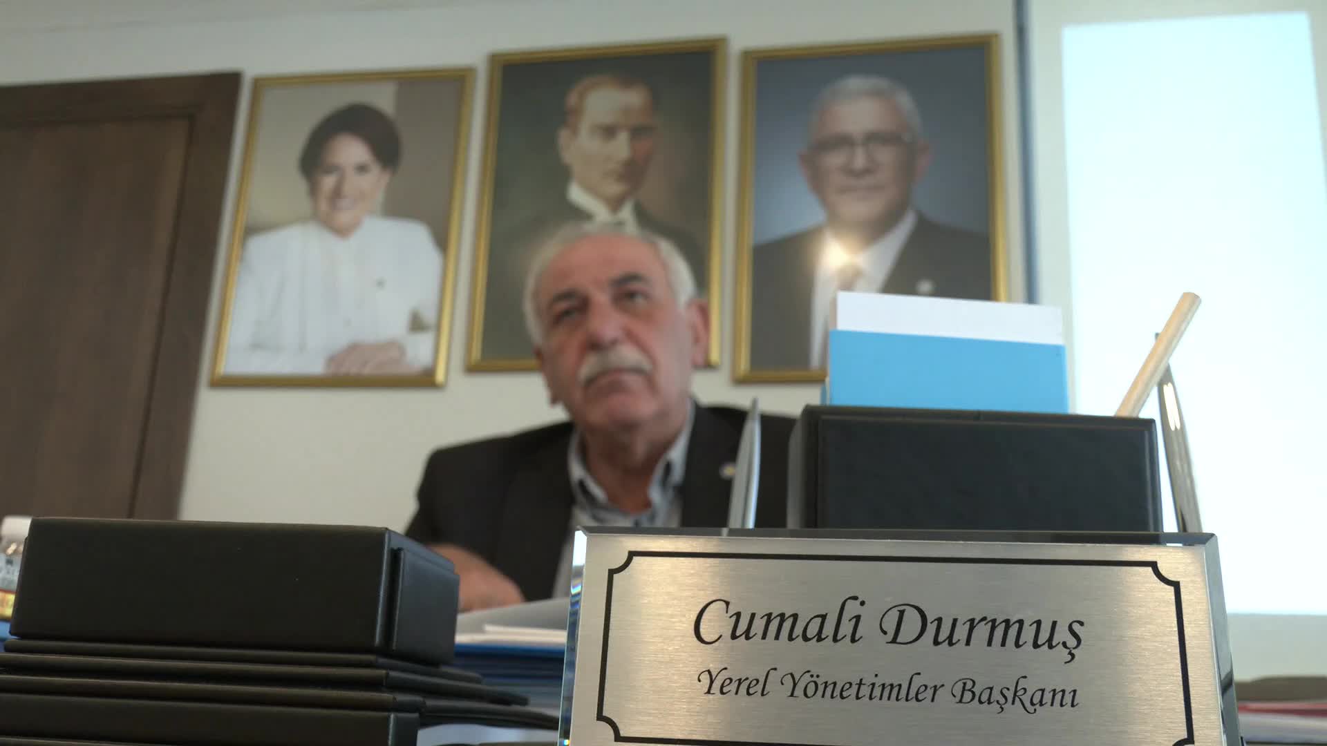 ABB soruşturmasında 13 gözaltı... İYİ Partili Durmuş: "Tehdit algıladıkları siyasetçileri kirletmek adına toplumda infial uyandıracak adımlar atılıyor"