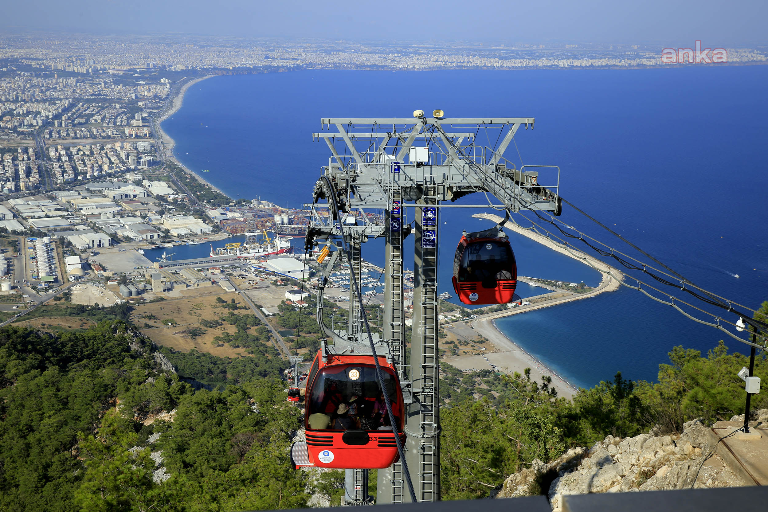 ANTALYA BÜYÜKŞEHİR, TÜNEKTEPE TELEFERİK'İ BAKIMA ALIYOR
