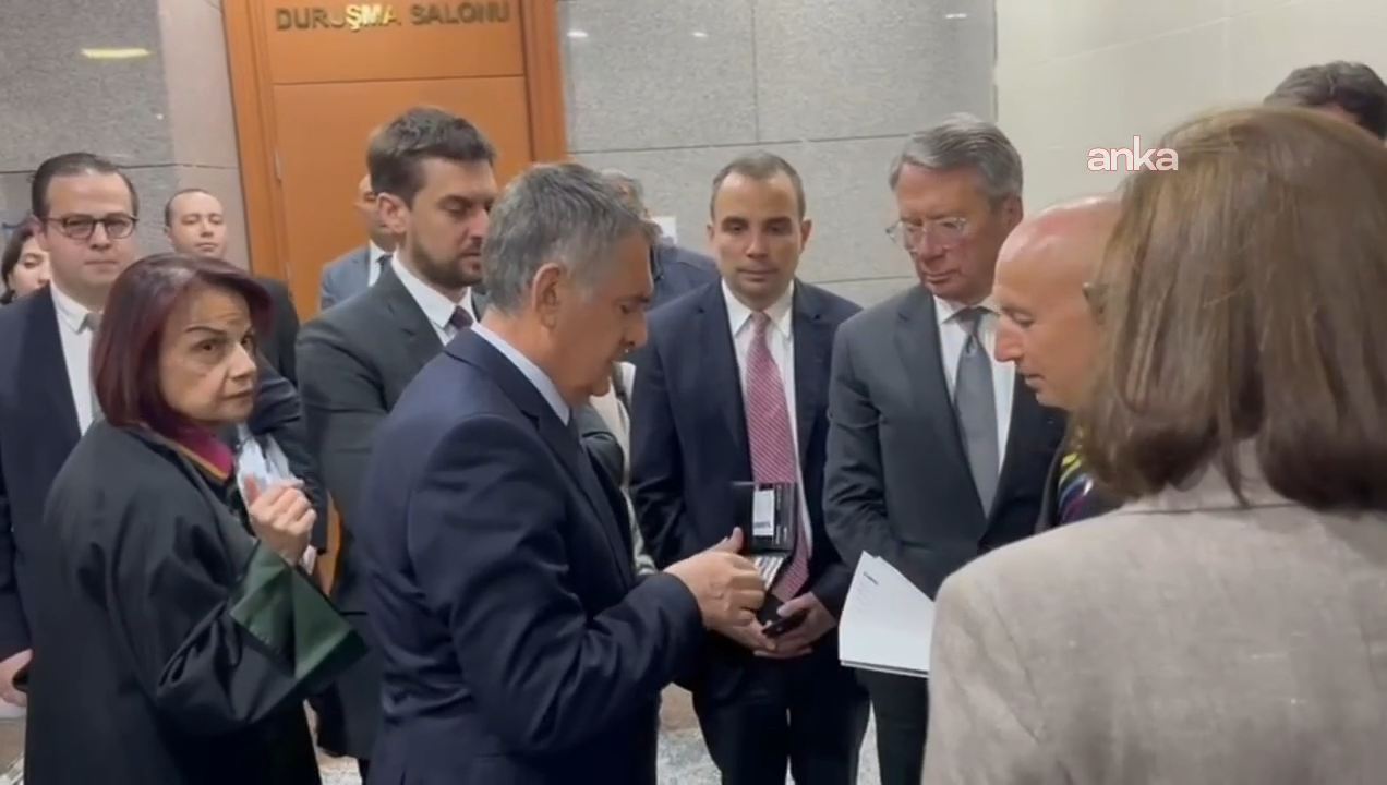 Ali Babacan: "Altaylı’nın bugünkü duruşmada serbest bırakılmasını dilerken; Ayşe Barım’ın serbest bırakıldıktan hemen sonra yeniden tutuklanmasının hepimizin içini sızlatıyor"