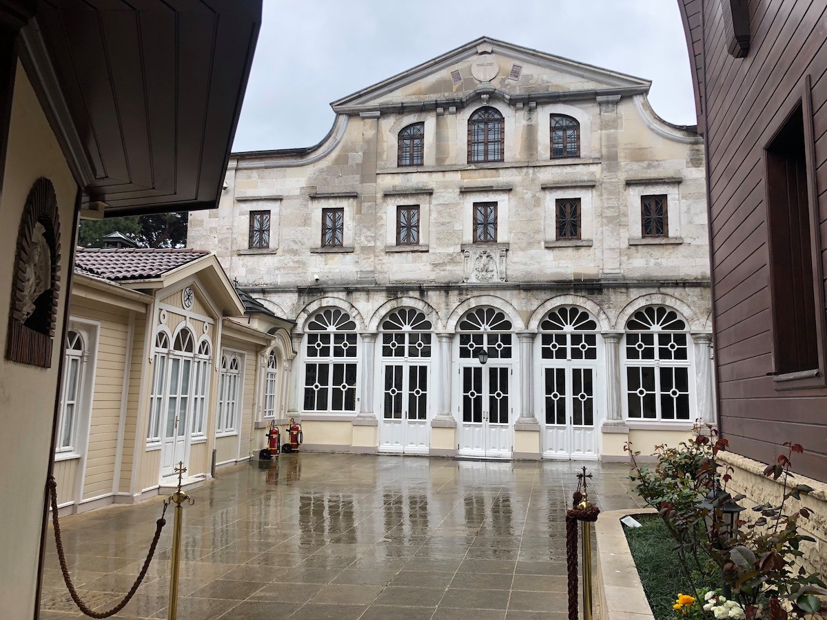 İSTANBUL RUM PATRİKHANESİ'NDEN BAĞIŞ KAMPANYASINA DESTEK