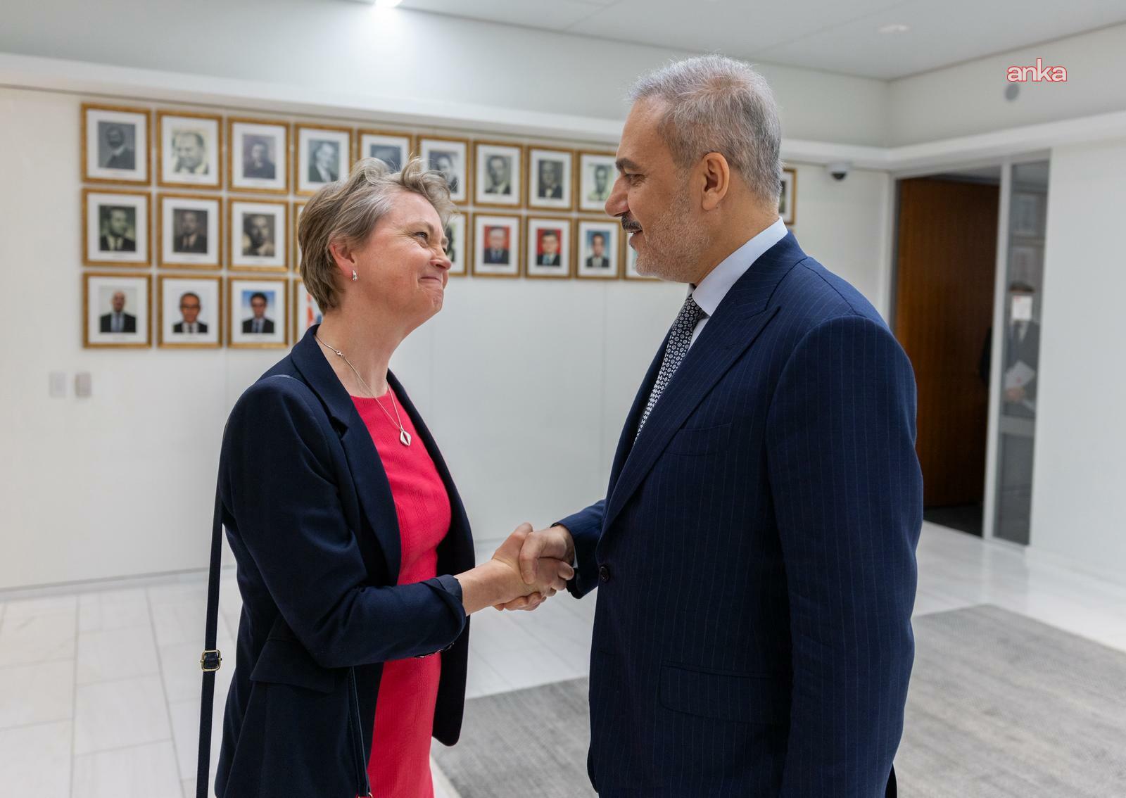 Bakan Fidan, Birleşik Krallık Dışişleri Bakanı Yvette Cooper ile New York'ta bir araya geldi