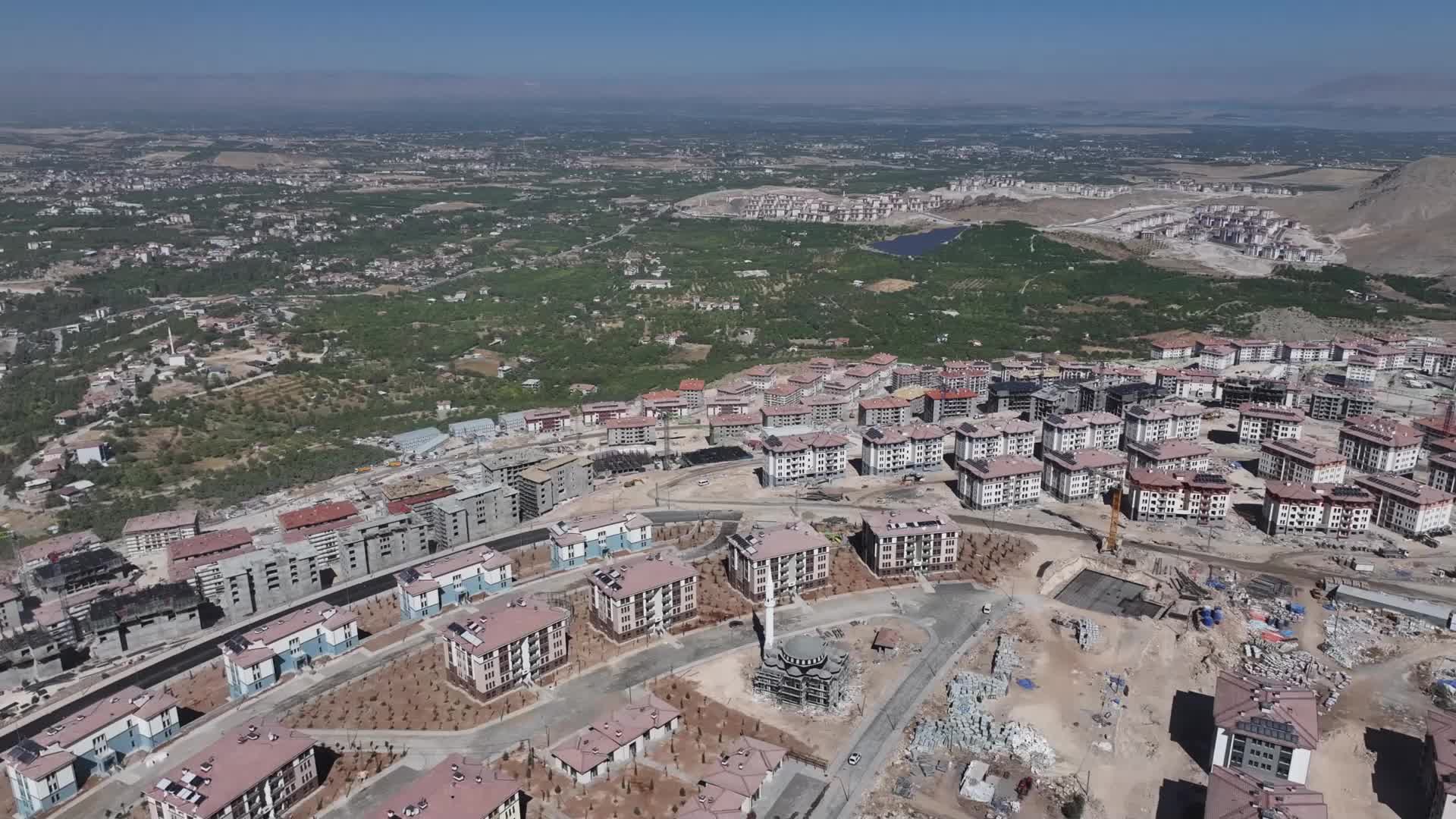 Malatya Valisi Yavuz: “Doğunun incisi Malatya’yı yeniden inşa ediyoruz”