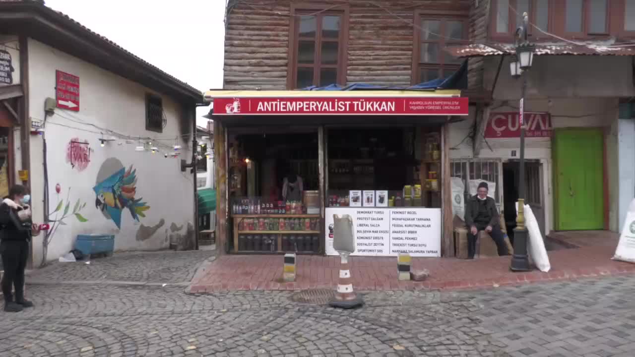"ANTİEMPERYALİST TÜKKAN" PANDEMİYE YENİLECEK Mİ? SAHİBİ: KAFELER KAPALI, EKSİYE GİDİYORUZ
