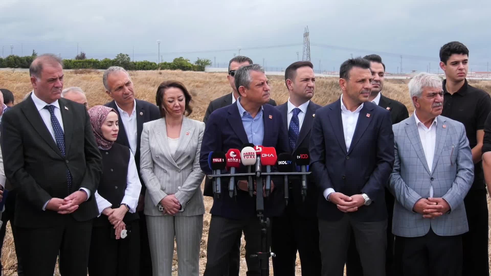 Özgür Özel, Trump'ın 'hileli seçim' ifadesine dikkat çekti: Demek ki seçiminde tartışma varsa meşruiyetin yok, demokratik yönetmiyorsan meşruiyetin yok
