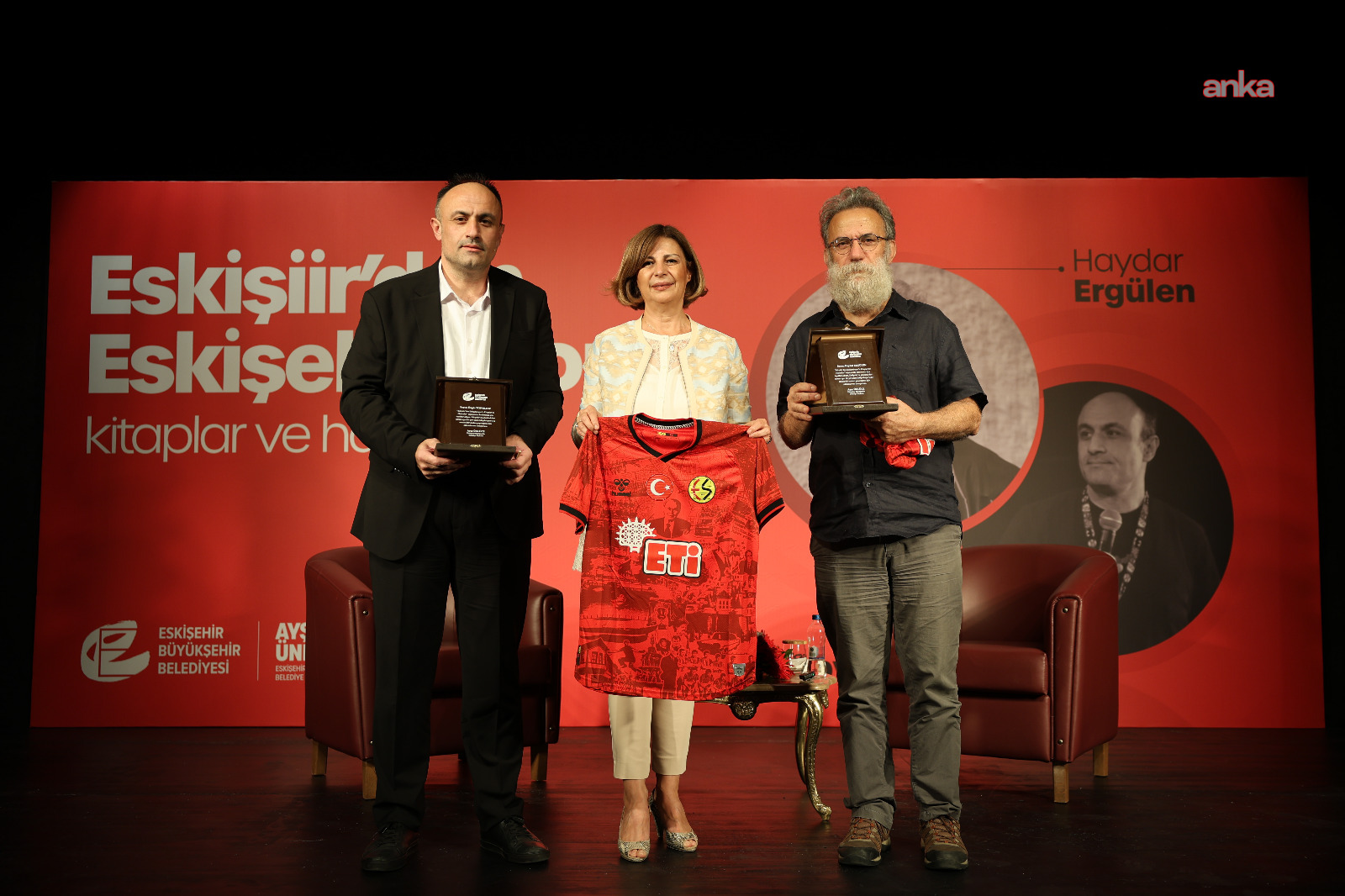 Şiir ve futbol, Eskişehir’de buluştu