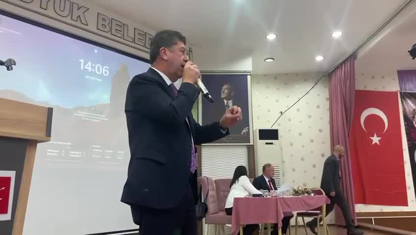 Yaşar Tüzün: "Bizim rakibimiz AKP değil, Recep Tayyip Erdoğan da değil, bizim rakibimiz devletin valileri, devletin savcılarıdır"
