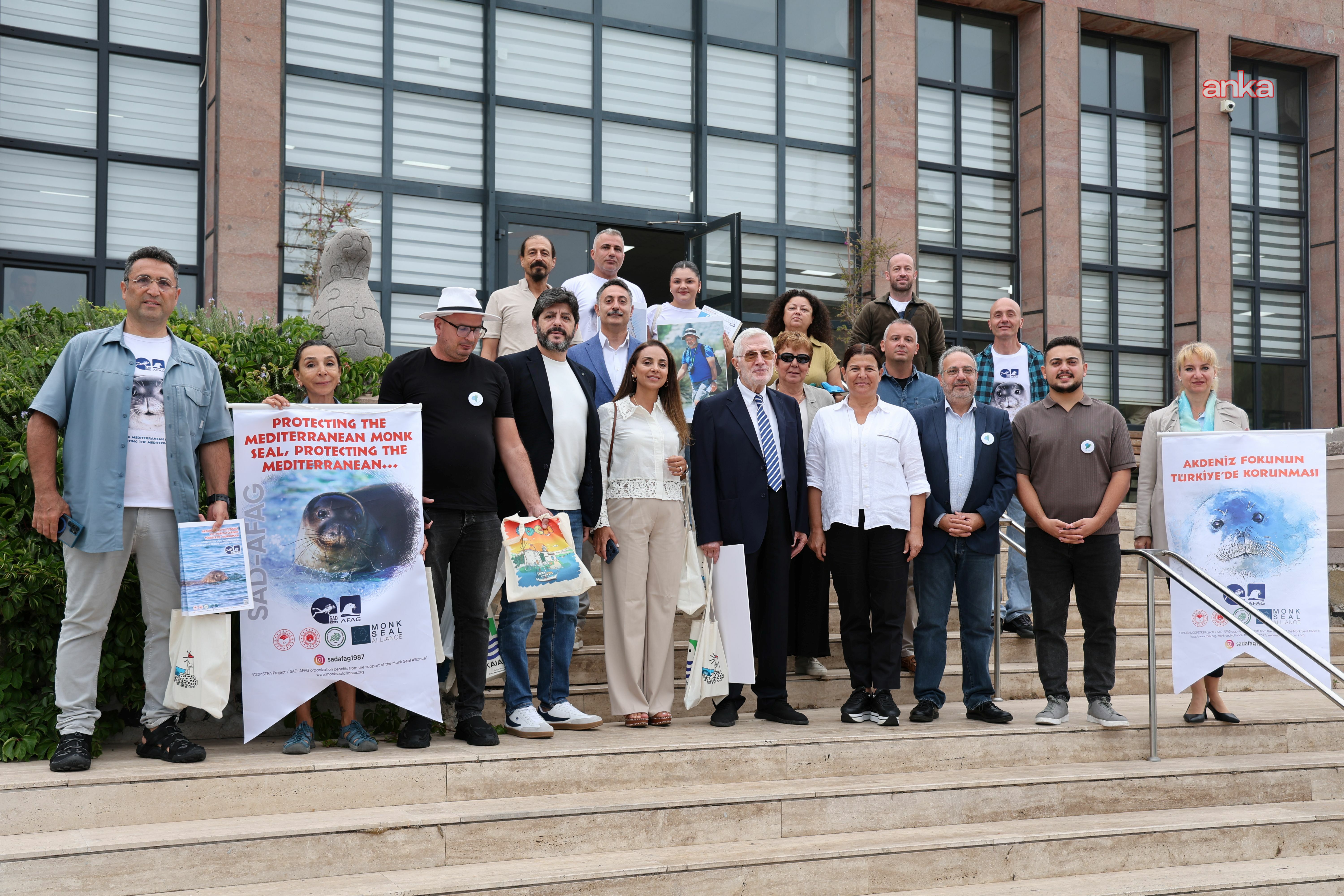 Foça’da Akdeniz fokları için uluslararası buluşma