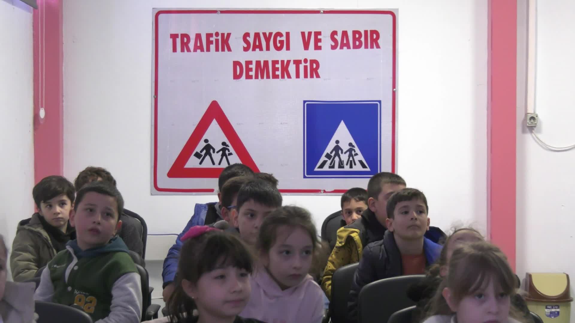 Ankara Büyükşehir Belediyesi'nden çocuklara trafik eğitimi