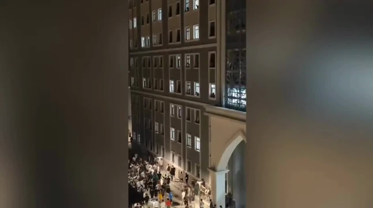 Asu Kaya: "Cebelibereket KYK Erkek Öğrenci Yurdu'nda kanalizasyon taşıyor, çöpler toplanmıyor, bir haftadır sıcak su yok”