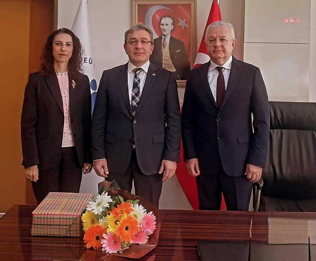 Türk Hemşireler Derneği'nden DEÜ Hemşirelik Fakültesi Dekan Vekilliği'ne kadın hastalıkları doktorunun atanmasına tepki