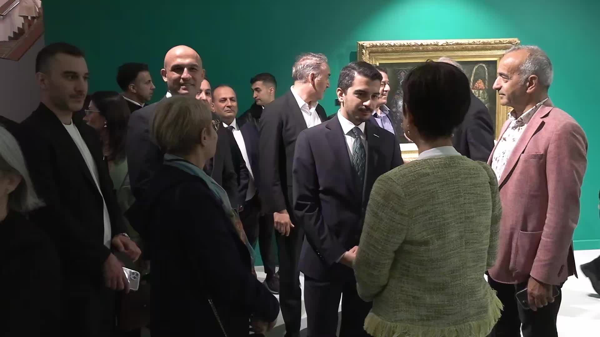 "Zamanın Renkleri" sergisi Başkentlilerle buluştu