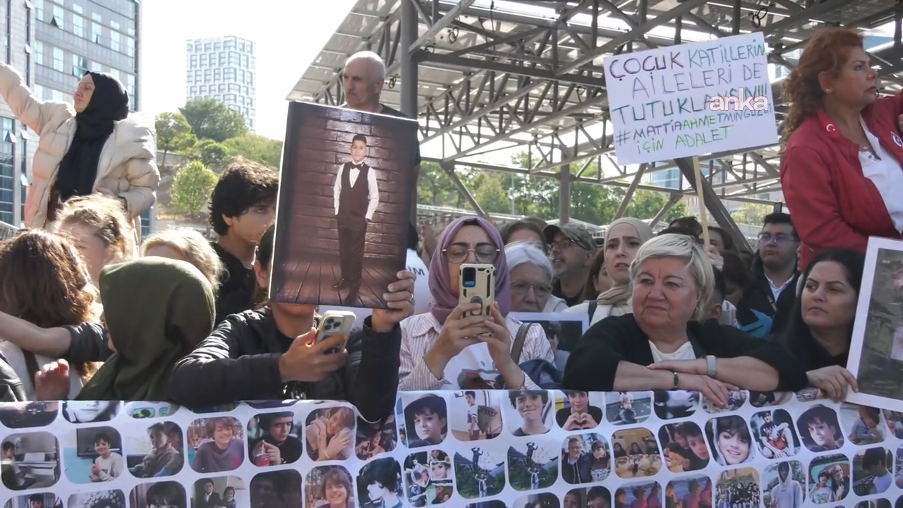 Adalet arayan aileler acılarını paylaşıyor, omuz omuza veriyor...  Zehra Kınık'ın ölümüne neden olduğu Batın Barlasçeki'nin annesi Hasret Doğan: 15 aydır acı içinde kıvranıyorum