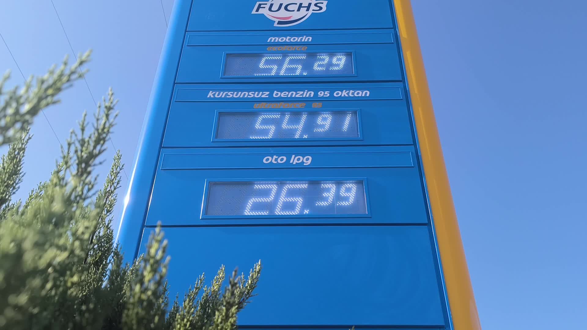 Otogaz zammına tepki: "Her gün zam, arabayı yakmayı düşünüyorum"