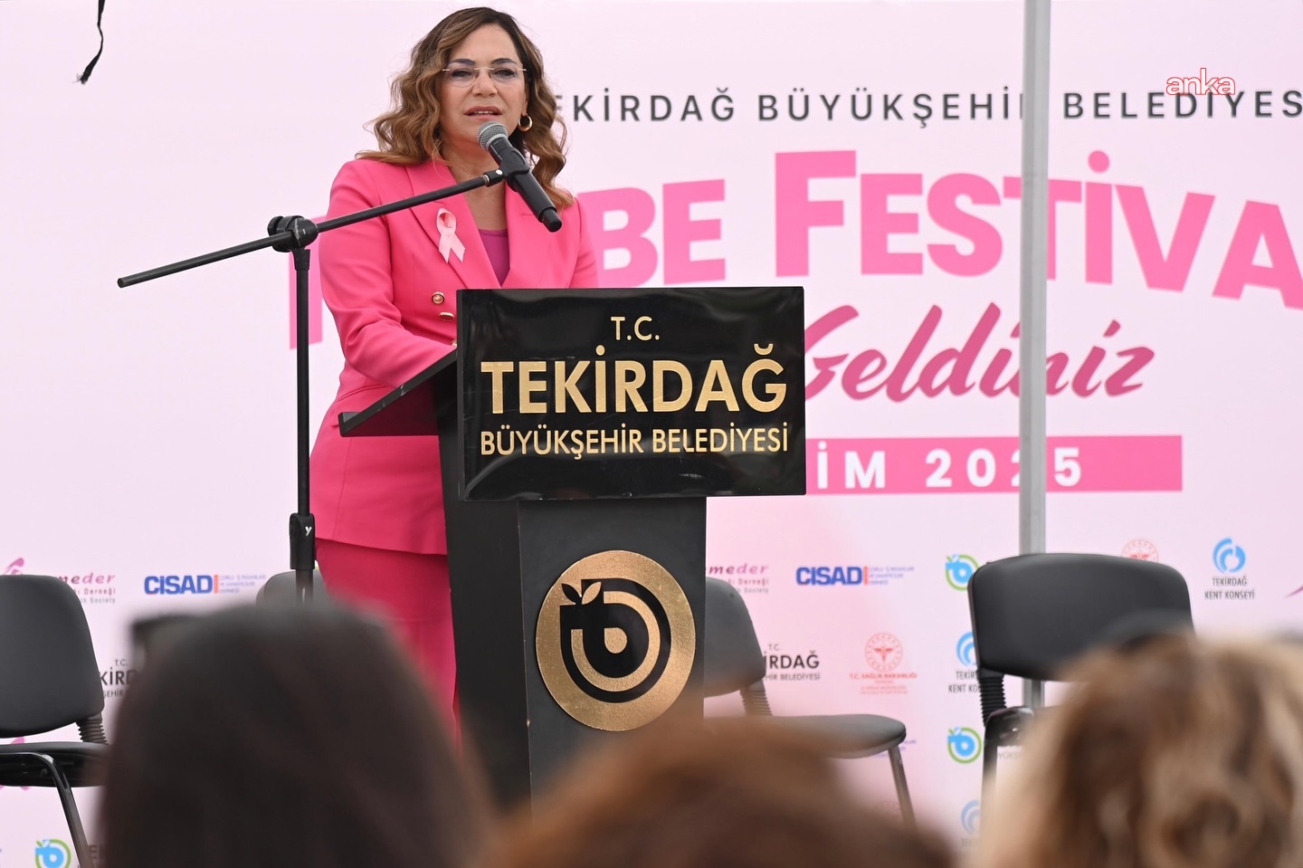 Tekirdağ’da "Pembe Festival" ile meme kanserine dikkat çekildi