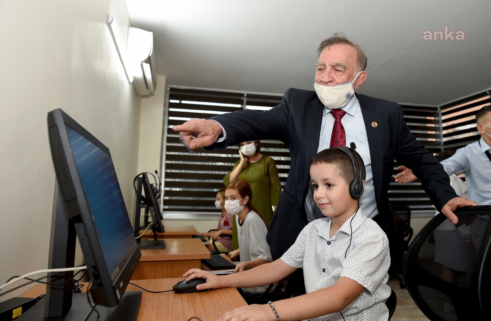 SEYHAN BELEDİYESİ "BİLGİ EVİ"NDE EV RAHATLIĞI