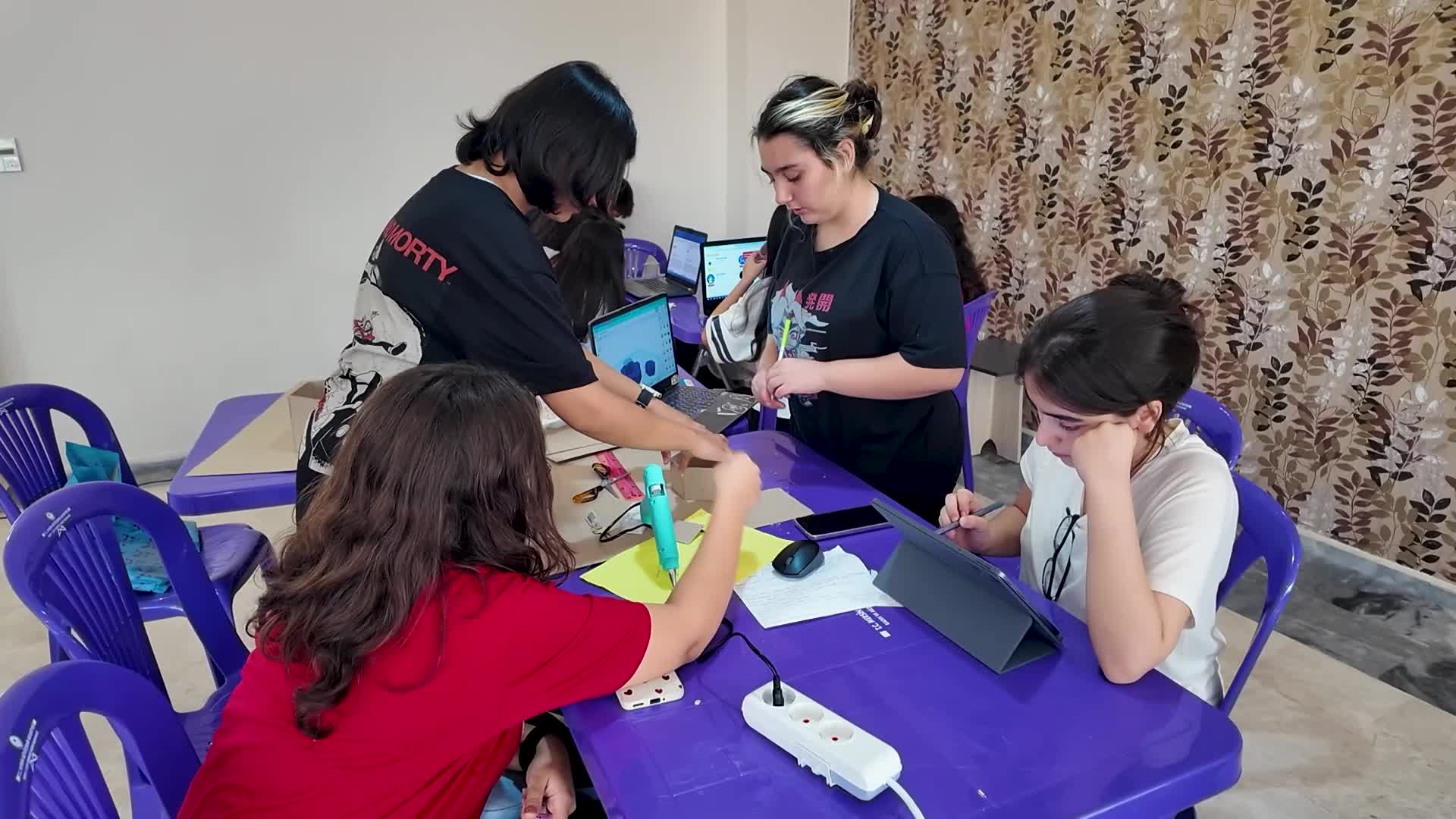 Mersin'de NASA destekli Hackathon heyecanı: Gençler Tarsus’ta buluştu
