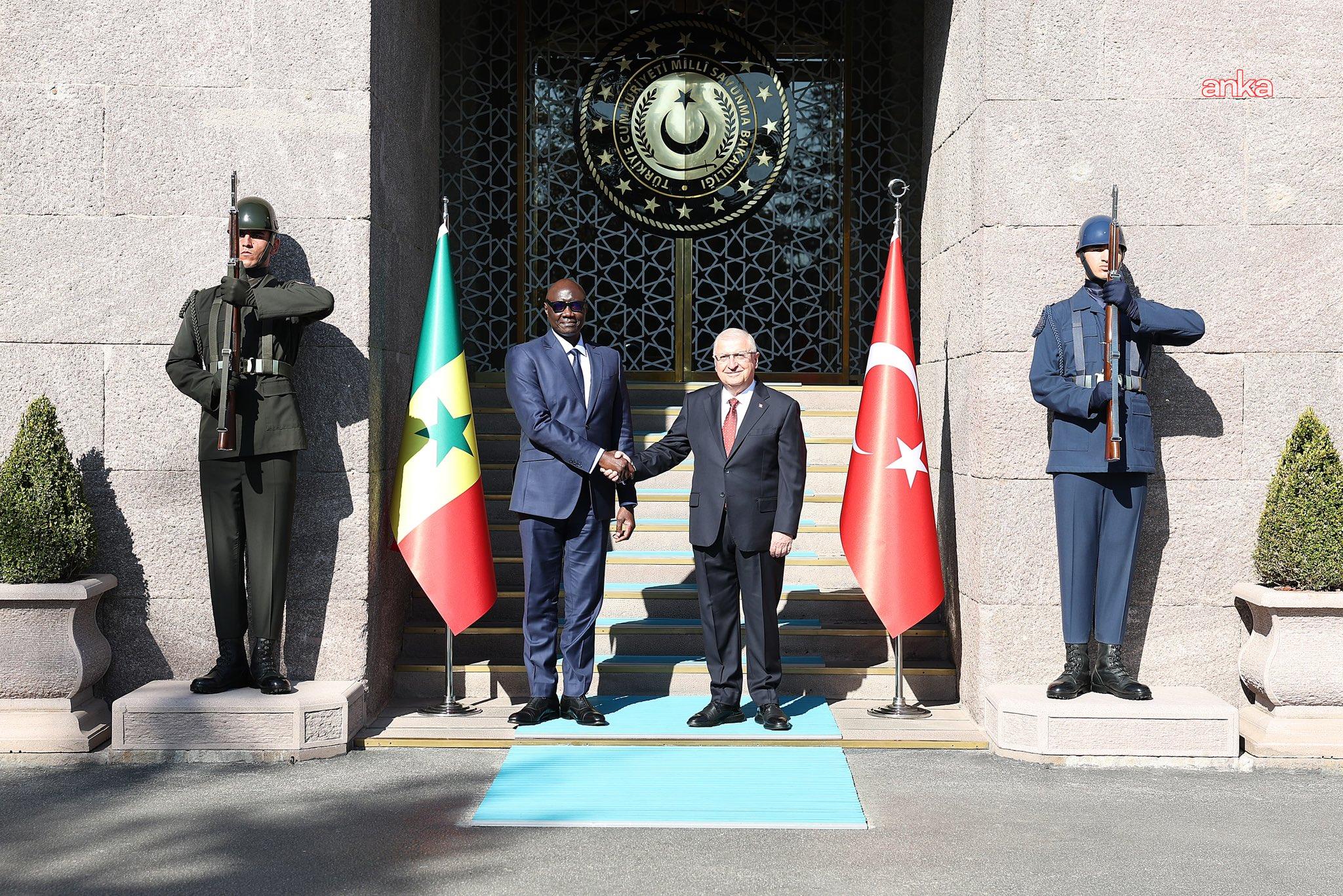Milli Savunma Bakanı Güler, Senegal Silahlı Kuvvetler Bakanı Diop ile bir araya geldi