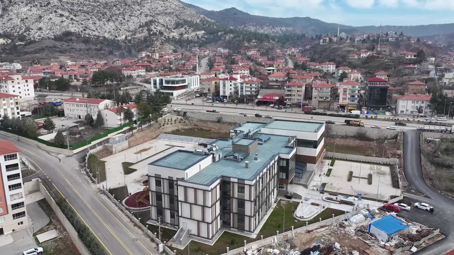 Ankara'nın 15'inci Yaşam Merkezi, Nallıhan'da açıldı