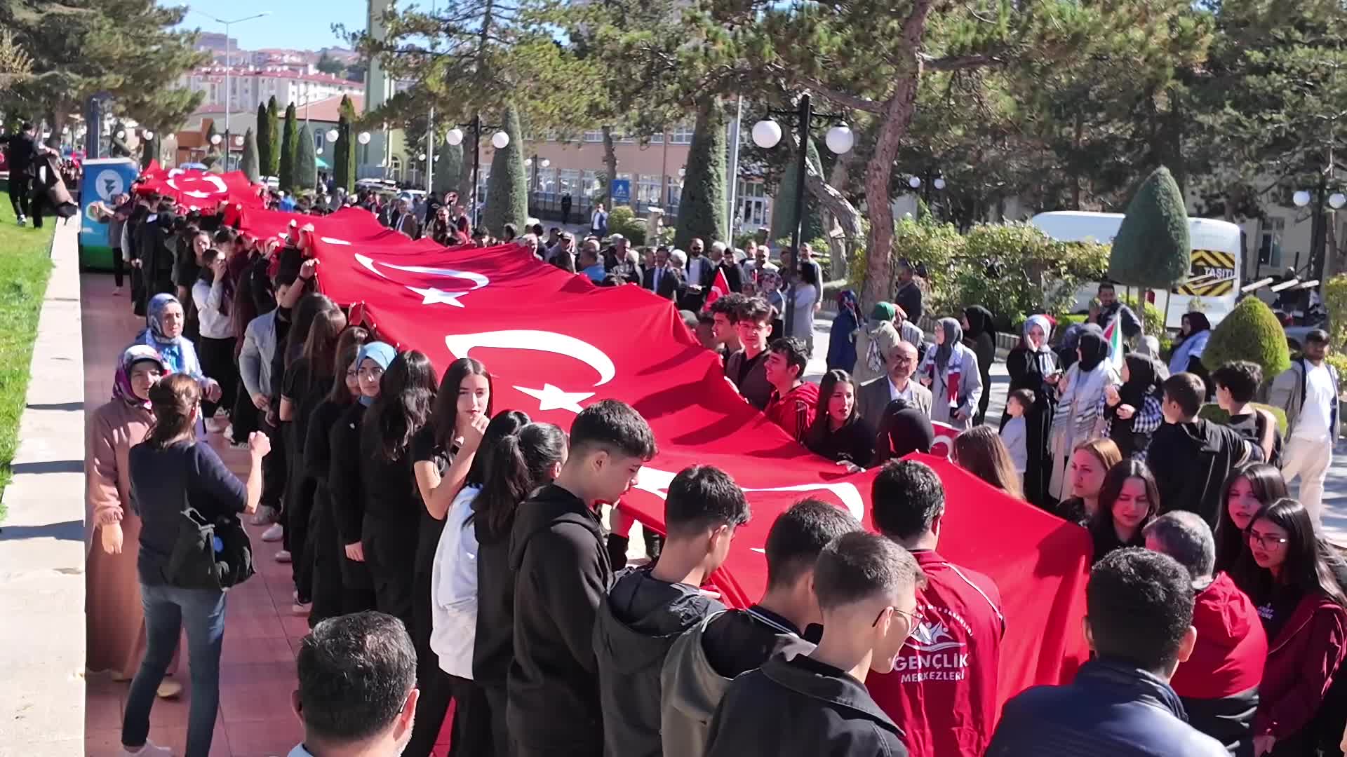 Yozgat’ta öğrenciler Filistin’e destek için yürüdü
