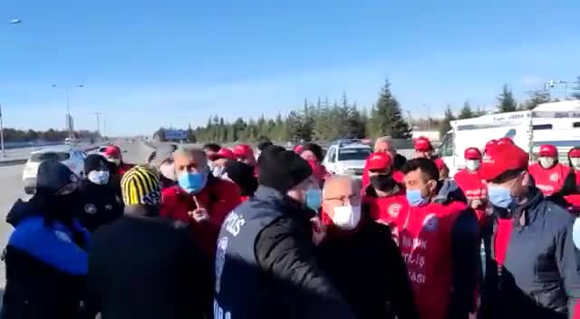 ANKARA'YA EYLEME GELEN ÇORUMLU İŞÇİLERE ENGELLEME